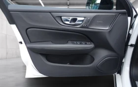 Обява за продажба на Volvo V60 B4 = Ultra Dark = Гаранция ~89 808 лв. - изображение 3
