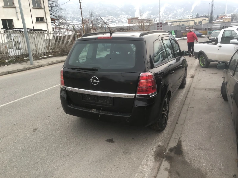 Opel Zafira 1, 9, 1.7 cdti, снимка 4 - Автомобили и джипове - 39761543