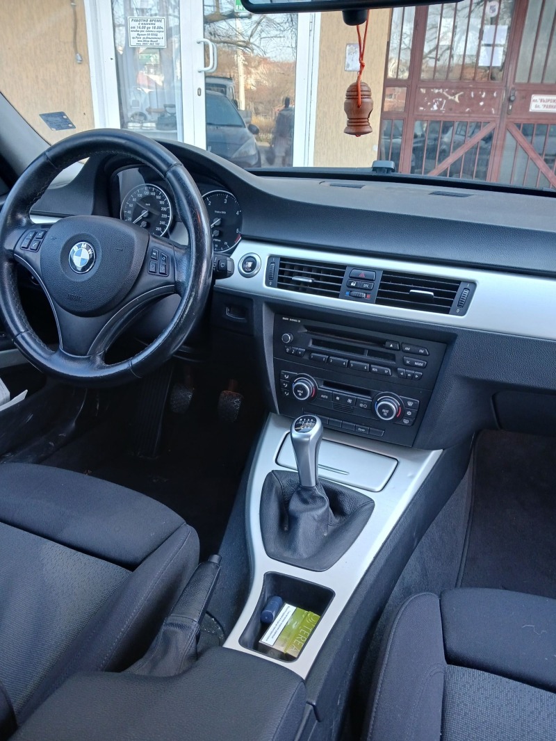 BMW 320 E90 177кс, снимка 12 - Автомобили и джипове - 45492585
