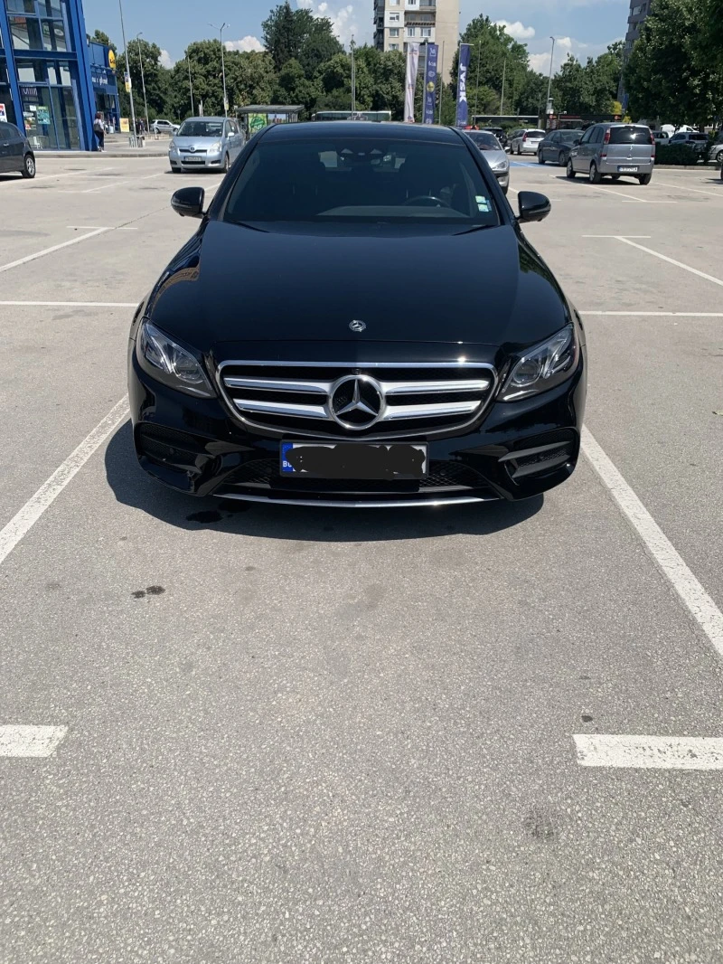 Mercedes-Benz E 300 AMG line  , 4MATIC , 360 Camera  , снимка 1 - Автомобили и джипове - 46352903