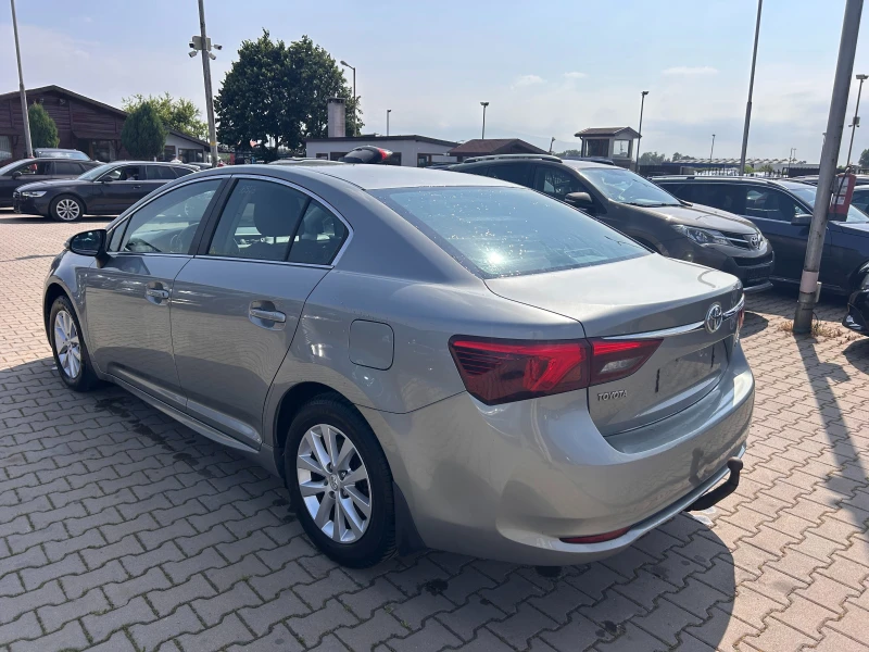 Toyota Avensis 1.6 VVT-I EURO 6, снимка 8 - Автомобили и джипове - 50618576