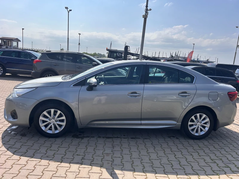 Toyota Avensis 1.6 VVT-I EURO 6, снимка 9 - Автомобили и джипове - 50618576