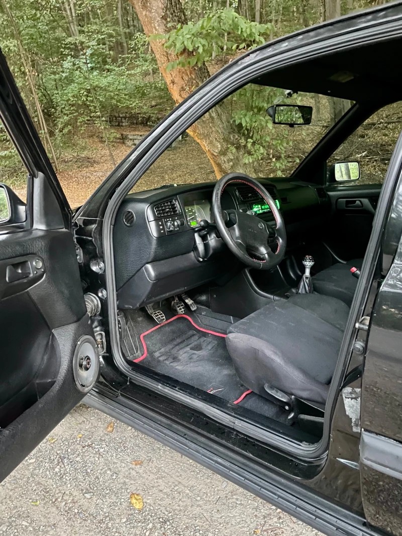 VW Golf GTI 16V, снимка 8 - Автомобили и джипове - 51585436