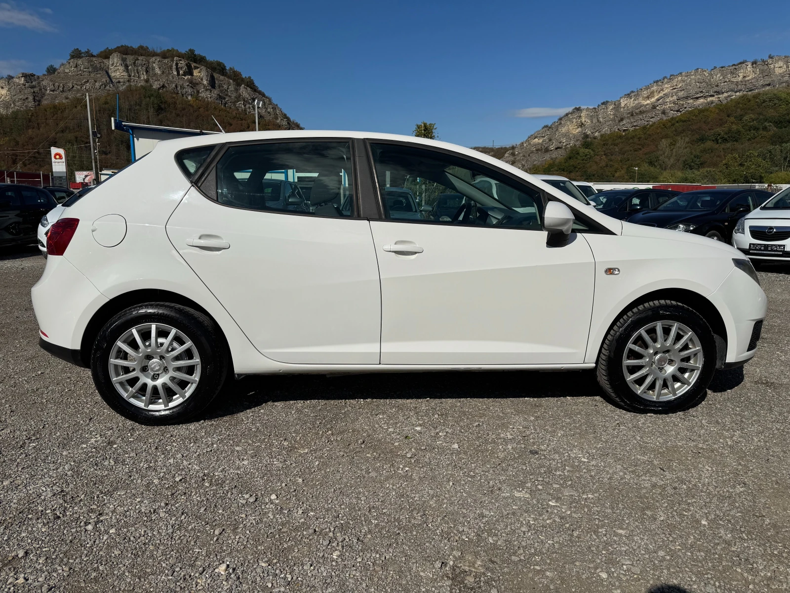 Seat Ibiza 1.4TDI-80k.c - изображение 4