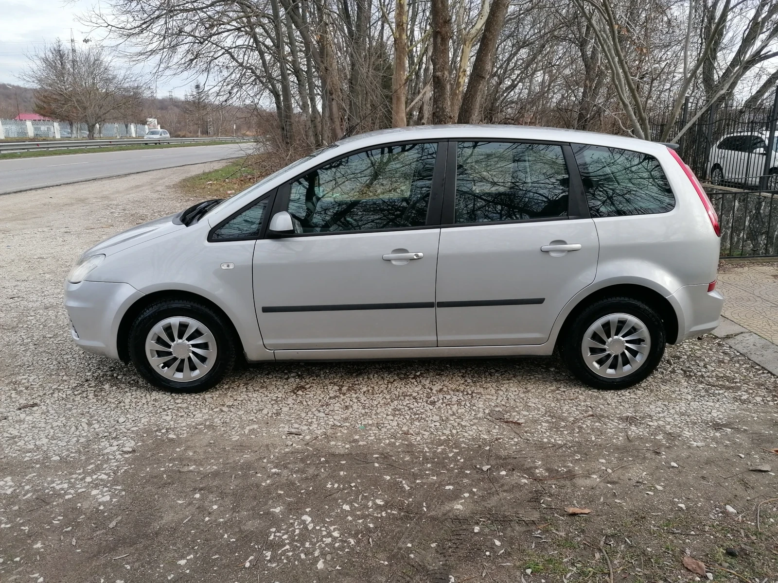 Ford C-max 1.8 125 Швейцария  - изображение 4