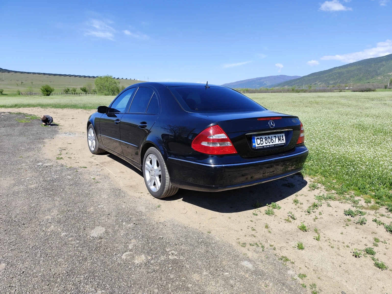 Mercedes-Benz E 500  - изображение 7