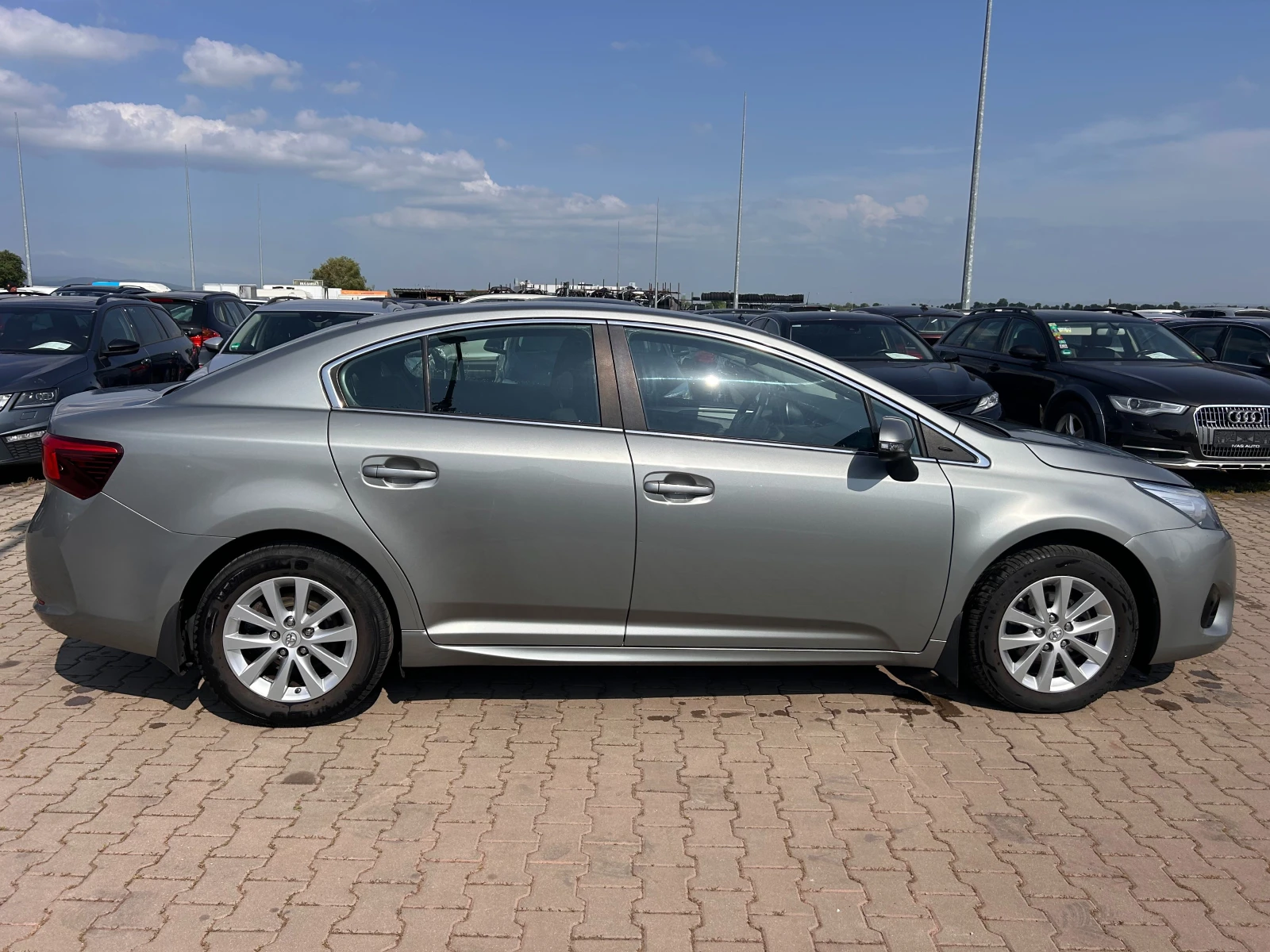 Toyota Avensis 1.6 VVT-I EURO 6 - изображение 5
