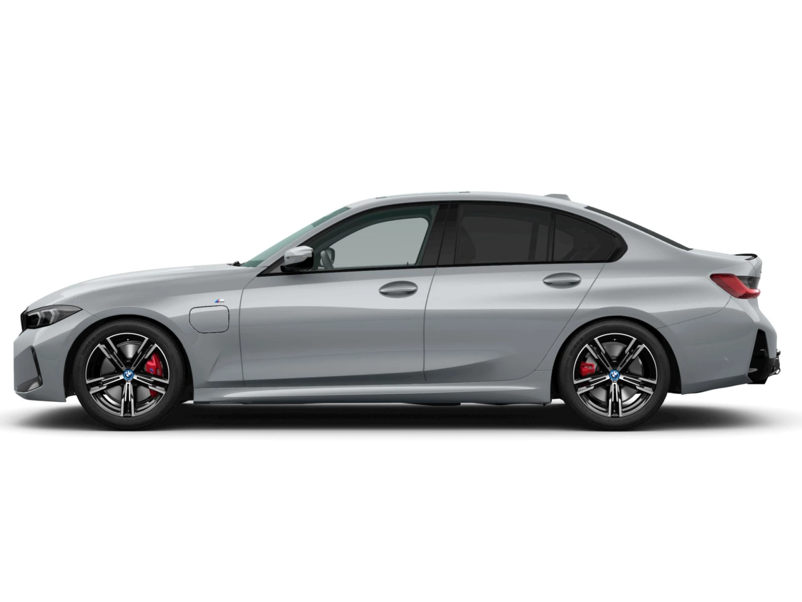 BMW 330 e xDrive - изображение 4