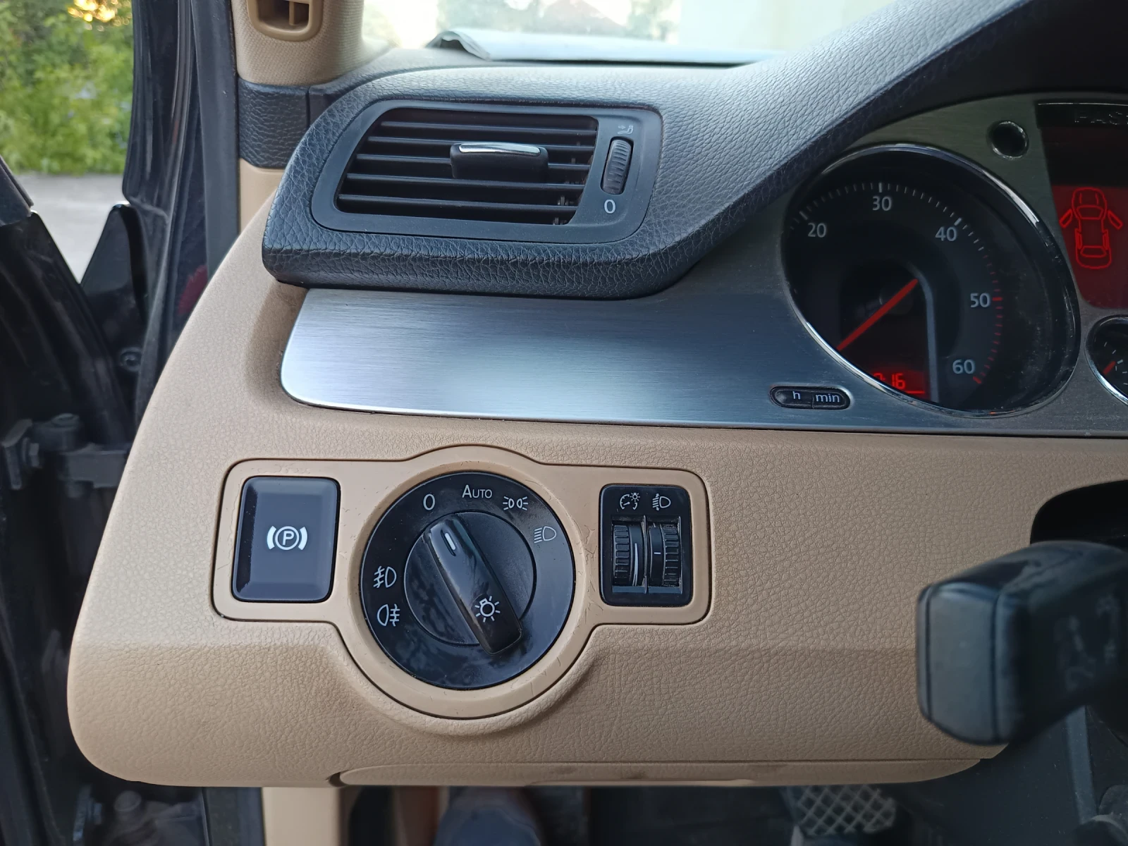 VW Passat 2.0 TDI DSG ЗА ЧАСТИ - изображение 7