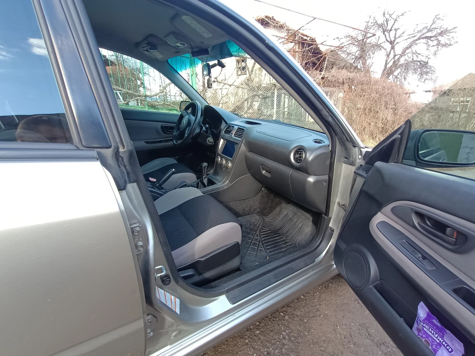 Subaru Impreza 2.0R - изображение 7