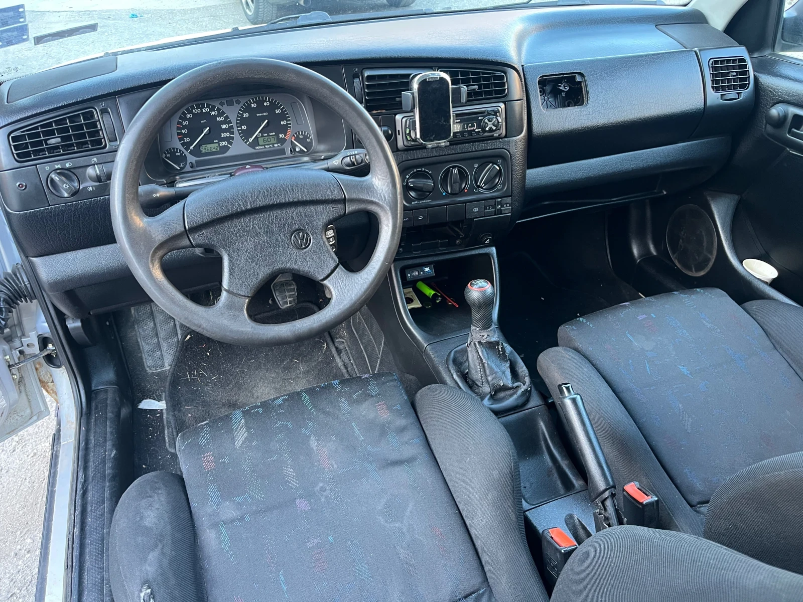 VW Golf 1.6 101 - изображение 6