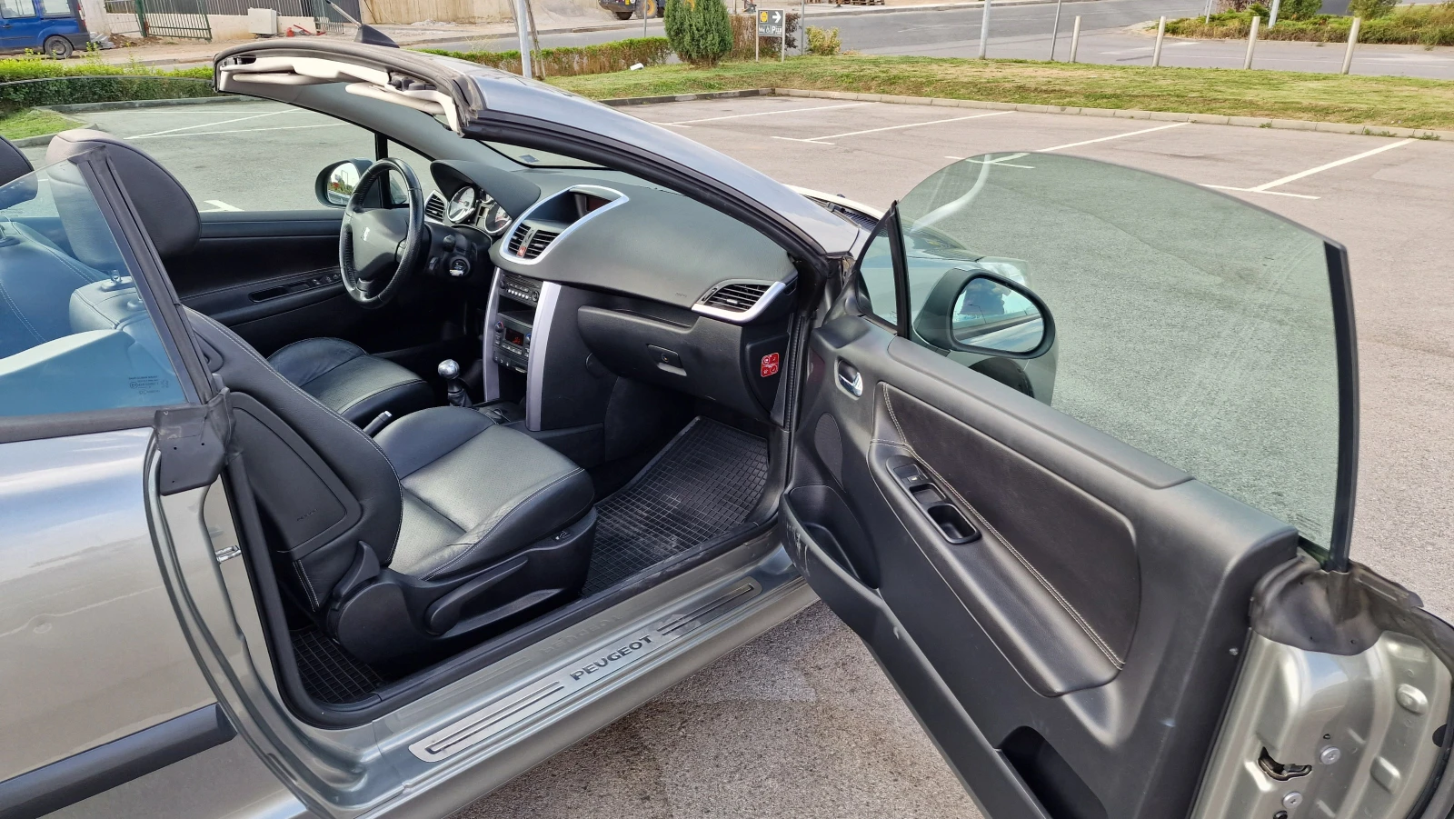 Peugeot 207 CC , снимка 15 - Автомобили и джипове - 53827810