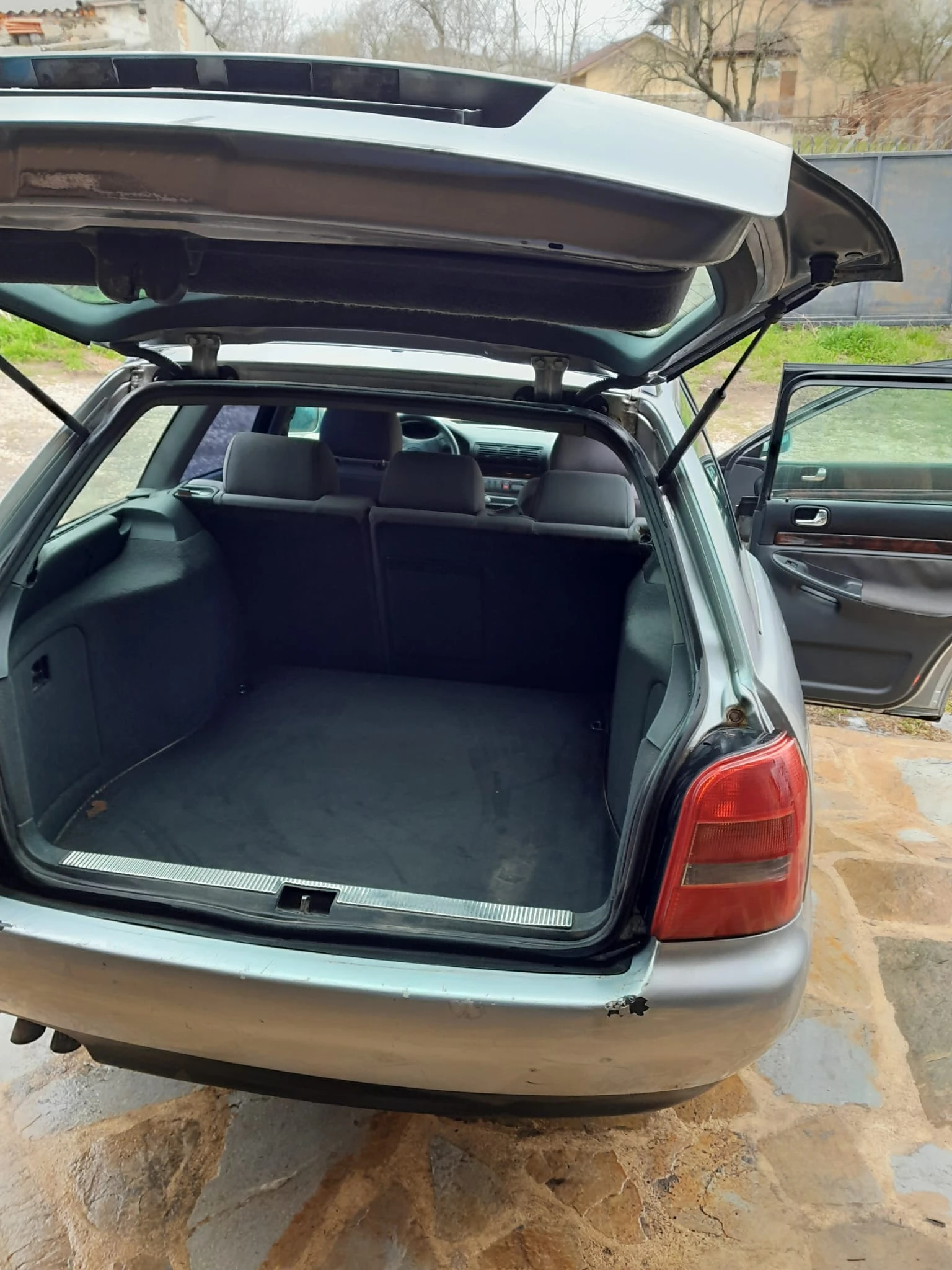 Audi A4, снимка 3 - Автомобили и джипове - 54013788