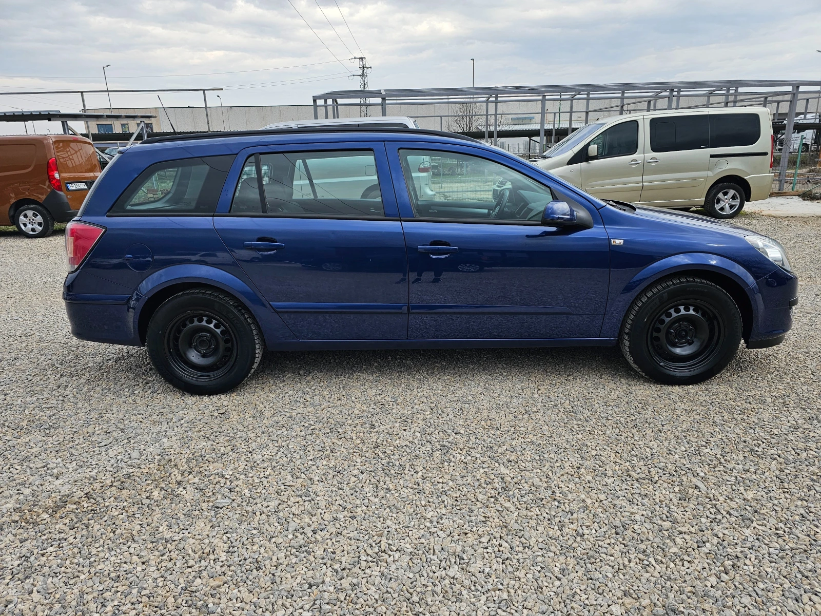 Opel Astra 1.6 .101kc 170000km, снимка 4 - Автомобили и джипове - 54296573