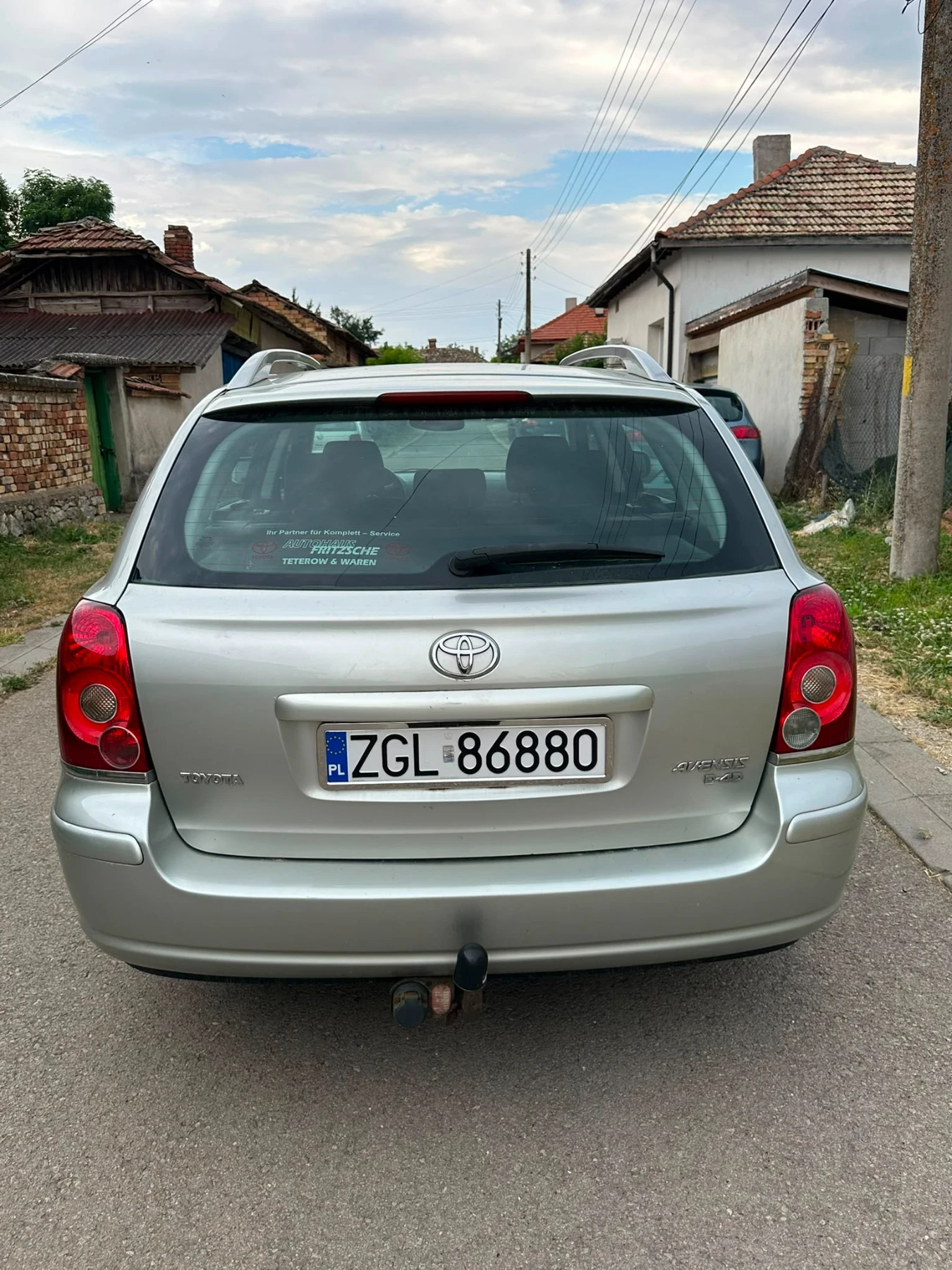 Toyota Avensis 2.0 D-4D Facelift, снимка 11 - Автомобили и джипове - 55469772