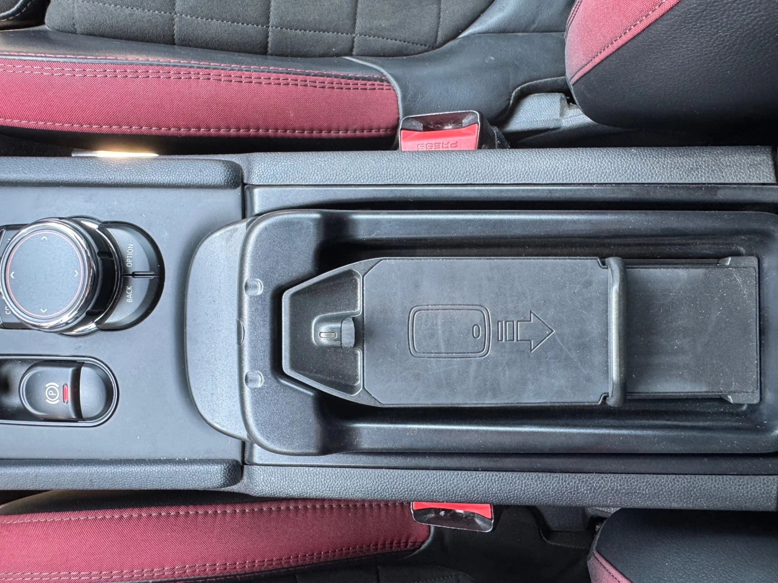 Mini Clubman John Cooper Works ALL4 | CarPlay | Harman cardon, снимка 15 - Автомобили и джипове - 55211802