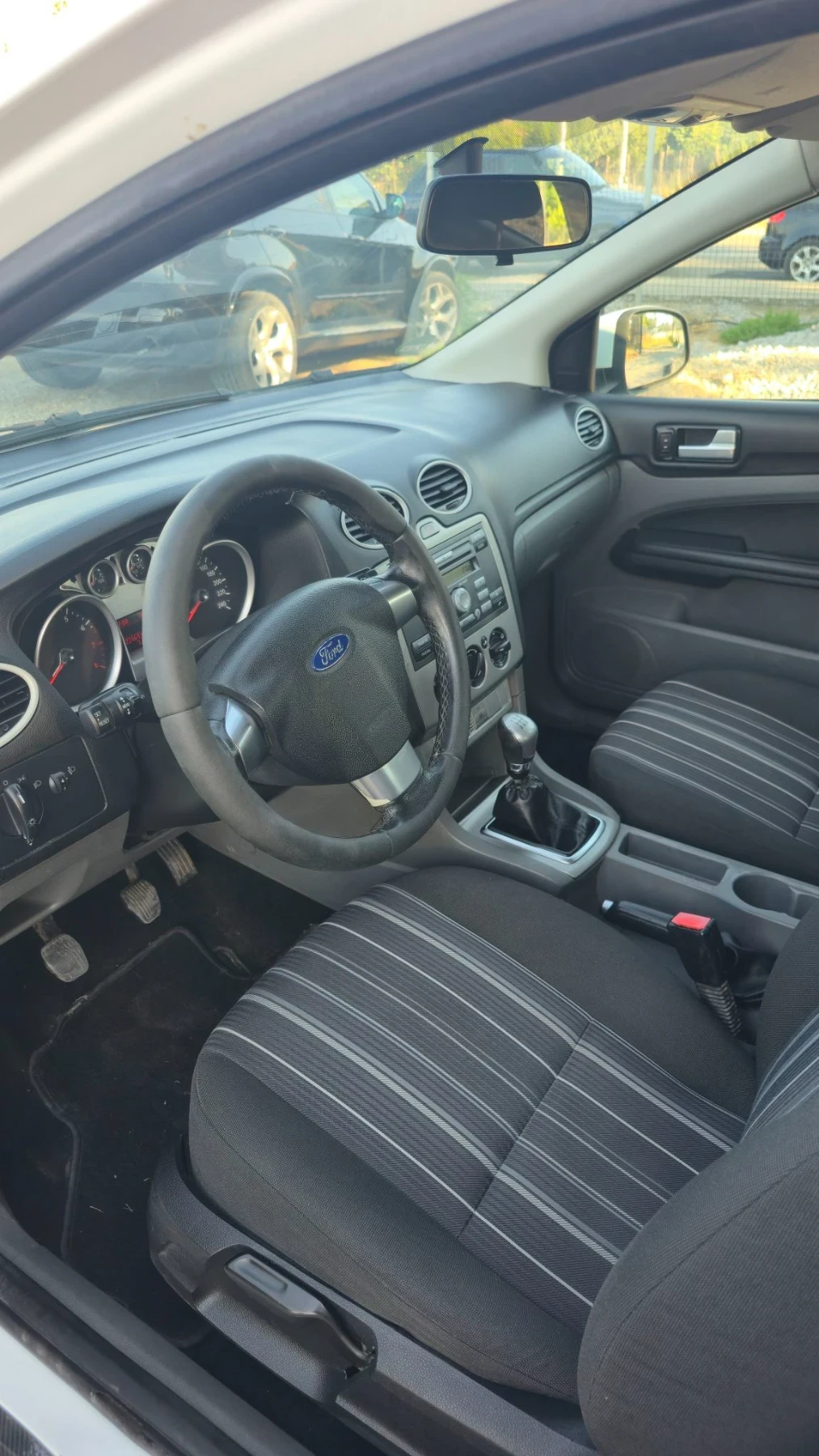Ford Focus 1.6 Duratec Ti-VCT, снимка 10 - Автомобили и джипове - 55664056