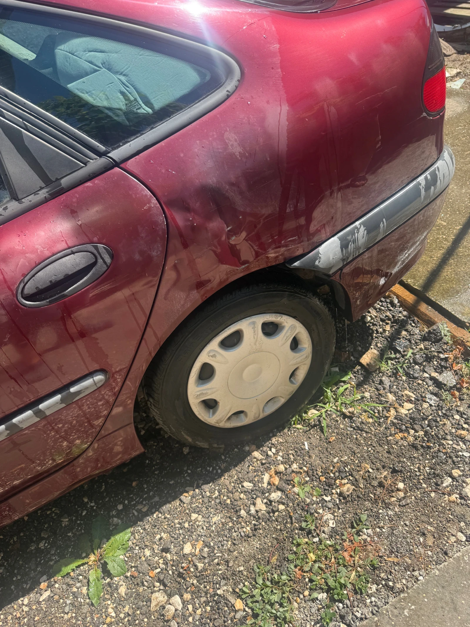 Renault Laguna, снимка 8 - Автомобили и джипове - 55774886