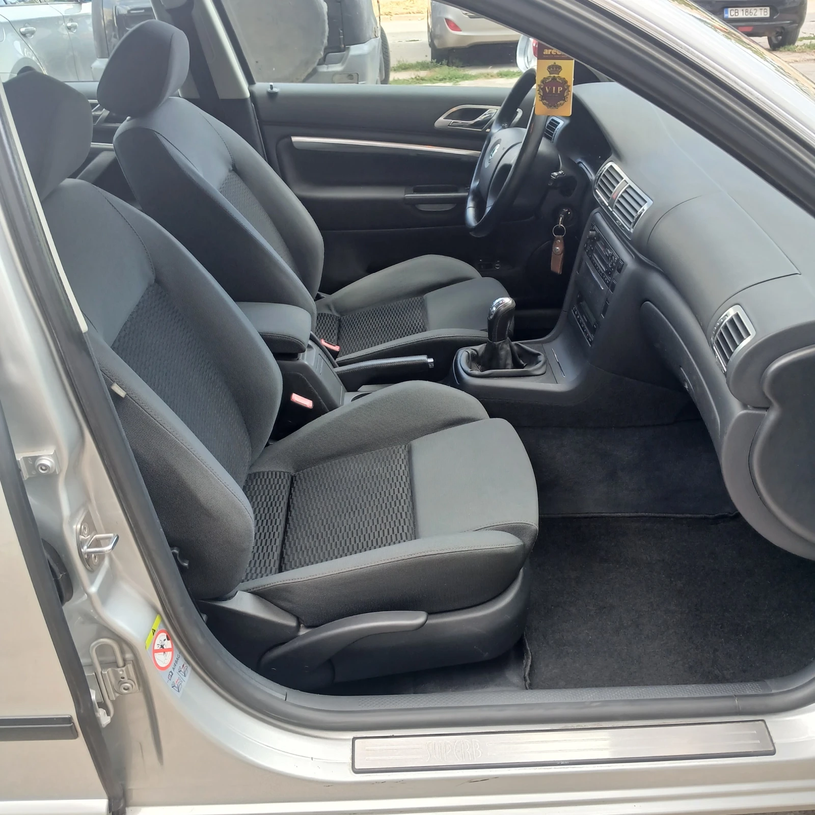 Skoda Superb 6 СКОРОСТИ , снимка 14 - Автомобили и джипове - 55886887