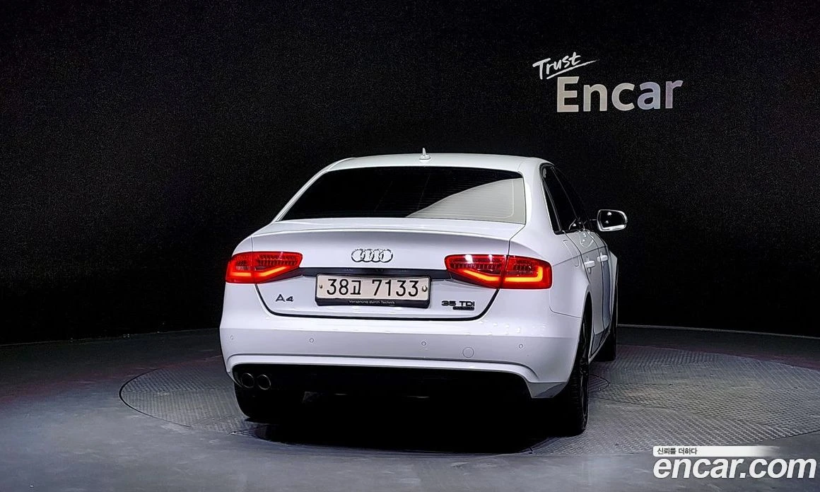 Audi A4 35 TDI Quattro Comfort Edition B8, снимка 4 - Автомобили и джипове - 56122176