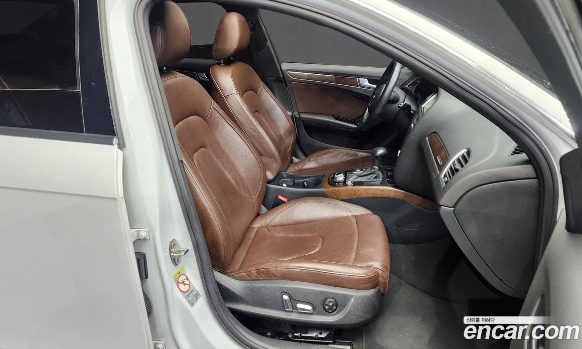 Audi A4 35 TDI Quattro Comfort Edition B8, снимка 11 - Автомобили и джипове - 56122176