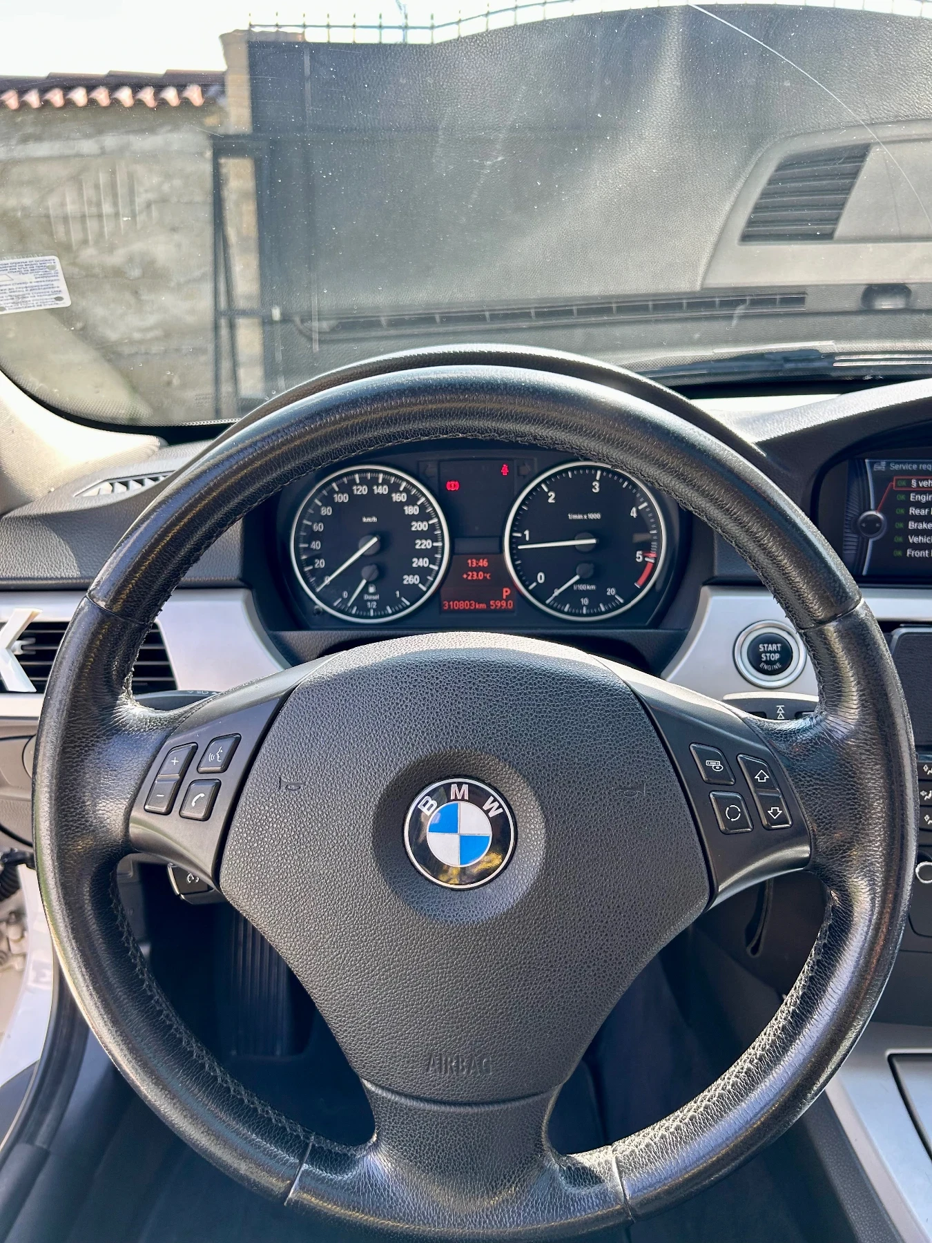 BMW 320, снимка 10 - Автомобили и джипове - 56152484