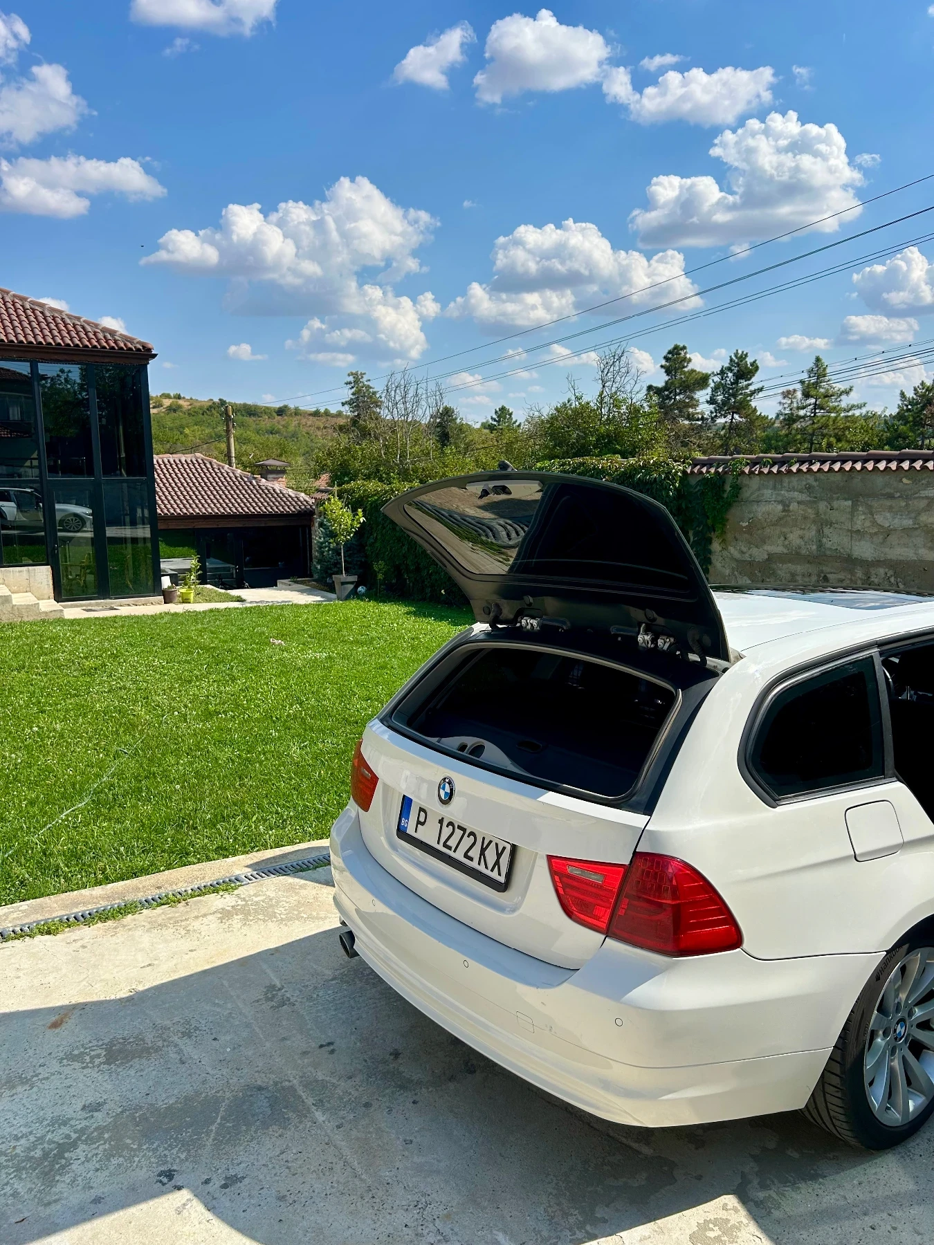 BMW 320, снимка 5 - Автомобили и джипове - 56152484
