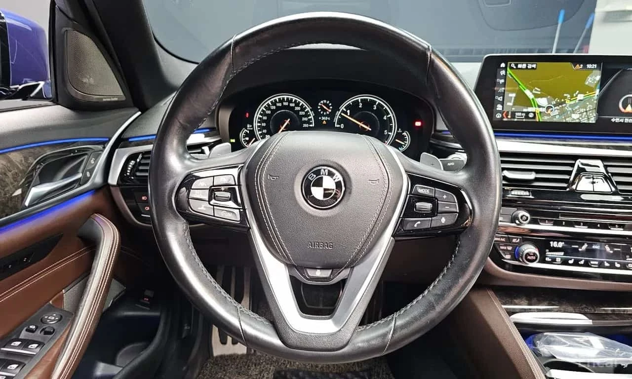 BMW 530 d M Sport | АВТОФИНАНСИРАНЕ | ЦЕНА ДО БЪЛГАРИЯ, снимка 12 - Автомобили и джипове - 56167332