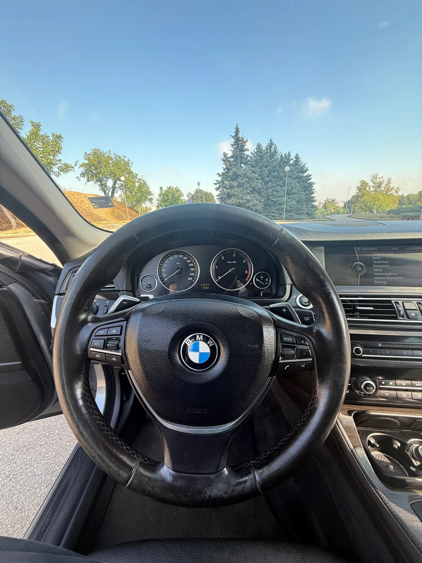 BMW 530 F10 | FULL EXTRA | NIGHT VISION | HUD | SOFT CLOSE, снимка 12 - Автомобили и джипове - 56243321