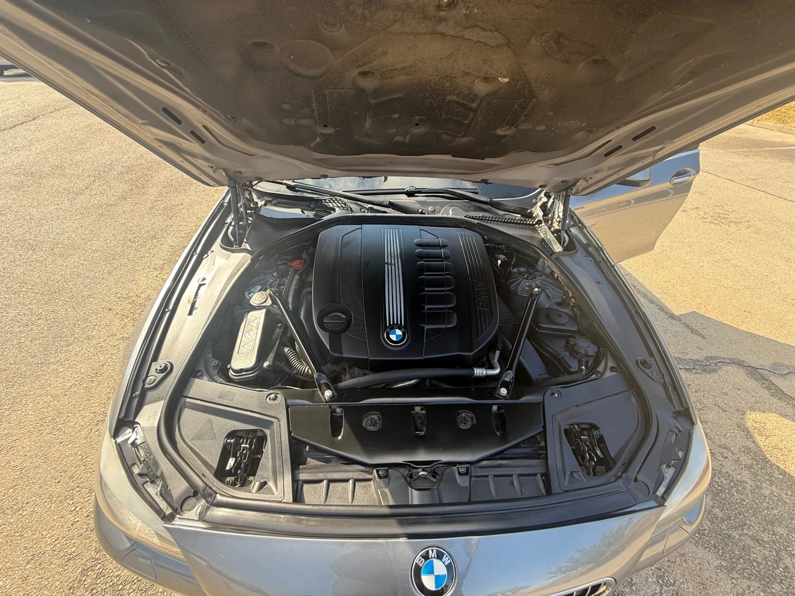 BMW 530 F10 | FULL EXTRA | NIGHT VISION | HUD | SOFT CLOSE, снимка 15 - Автомобили и джипове - 56243321