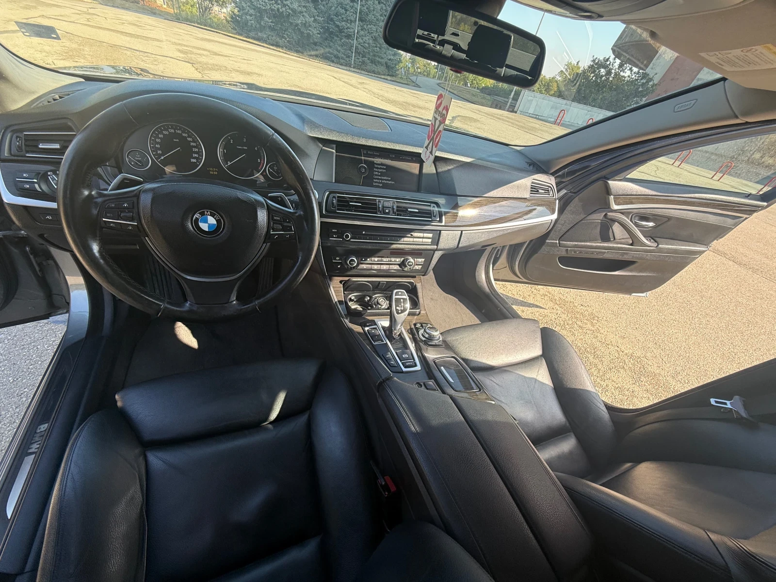 BMW 530 F10 | FULL EXTRA | NIGHT VISION | HUD | SOFT CLOSE, снимка 8 - Автомобили и джипове - 56243321