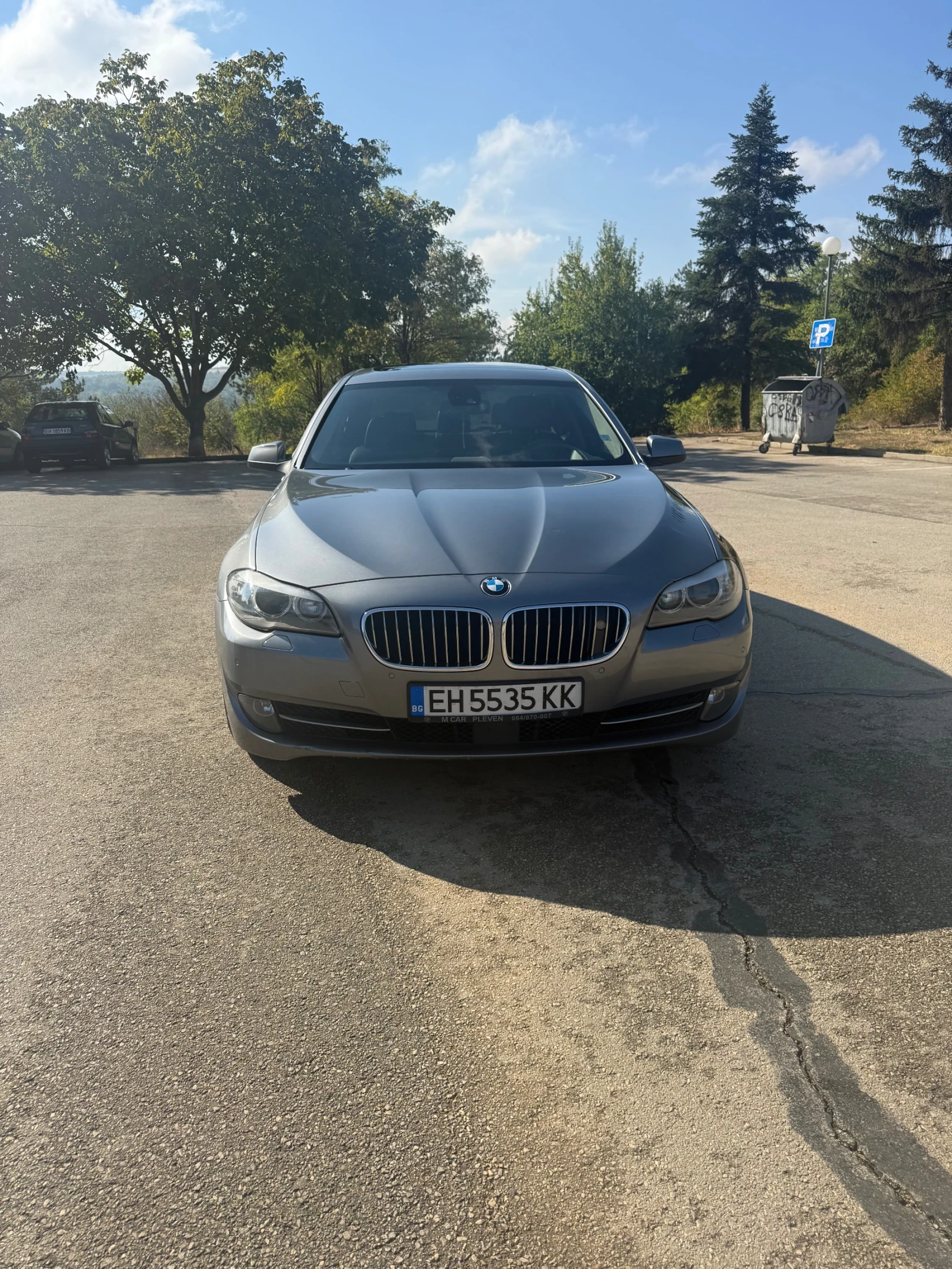 BMW 530 F10 | FULL EXTRA | NIGHT VISION | HUD | SOFT CLOSE, снимка 2 - Автомобили и джипове - 56243321