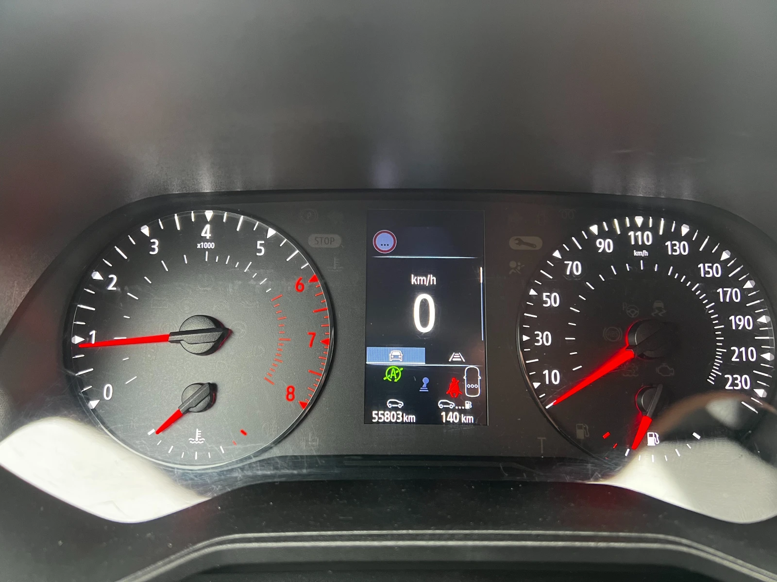 Renault Clio V M/T, снимка 17 - Автомобили и джипове - 56252044