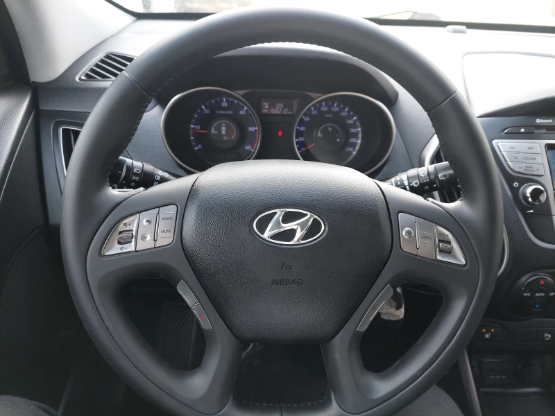 Hyundai IX35 2, 0d 4x4 136ps, снимка 10 - Автомобили и джипове - 49189436