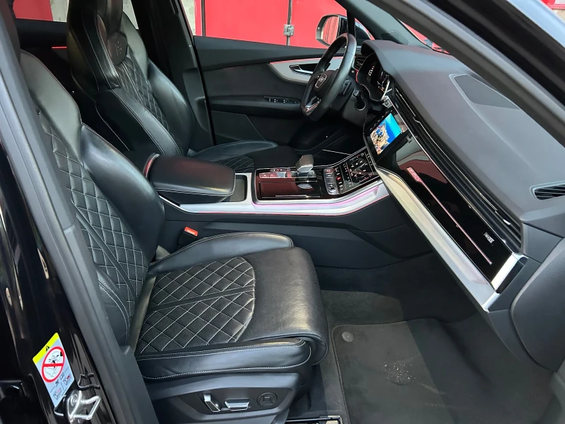 Audi SQ7 4.0 V8T, снимка 13 - Автомобили и джипове - 51905210