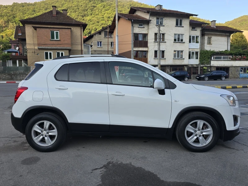 Chevrolet Trax  Италия 1.6  бензин Топ състояние, снимка 7 - Автомобили и джипове - 51058650