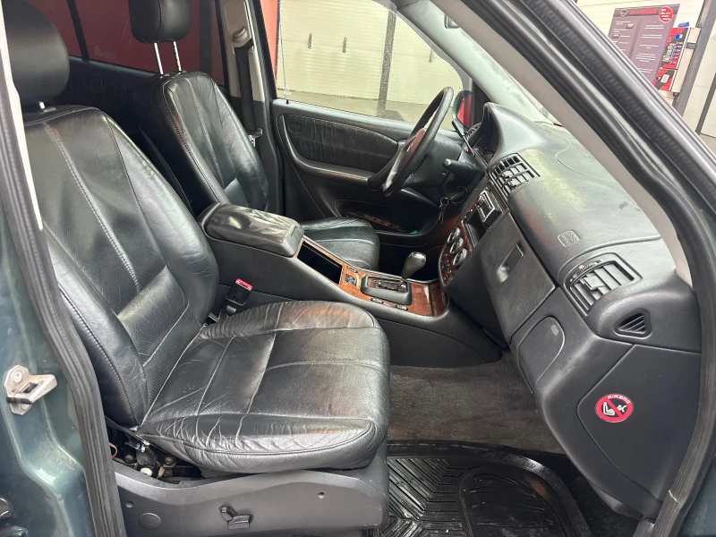 Mercedes-Benz ML 270 Facelift , снимка 10 - Автомобили и джипове - 53343494