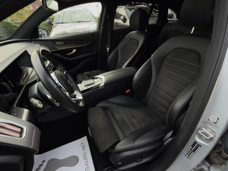Mercedes-Benz EQC 400 AMG/4M/85kWh/Side Assist/Virtual/Ambient/Камер, снимка 8 - Автомобили и джипове - 53472224