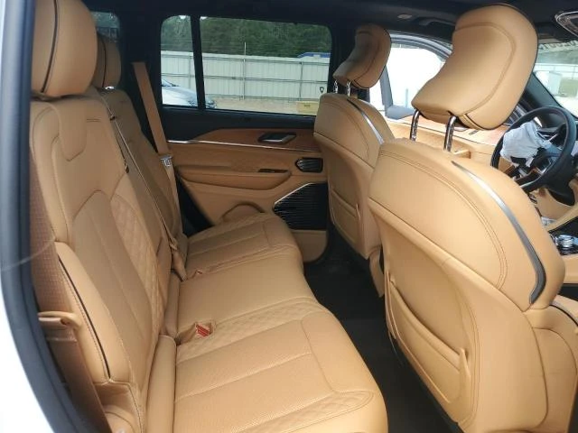 Jeep Grand cherokee Summit Reserve  - изображение 7