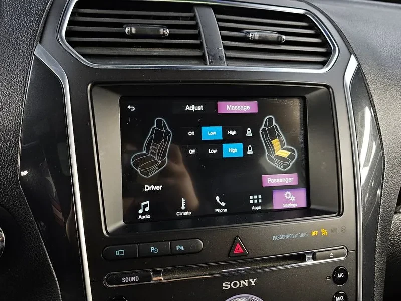 Ford Explorer 2.3 AWD, снимка 16 - Автомобили и джипове - 54351550