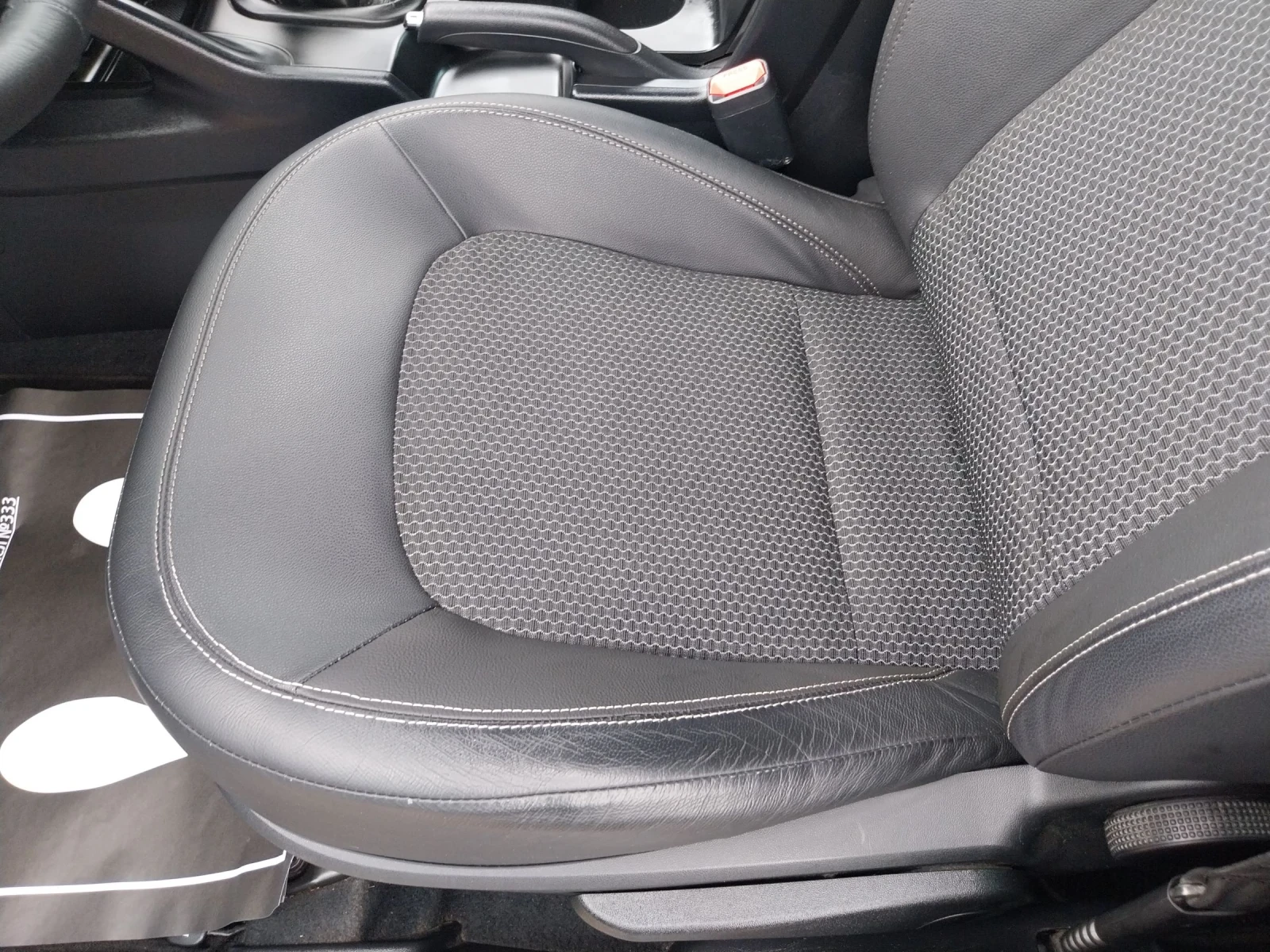 Hyundai IX35 1.7 CRDI - изображение 8