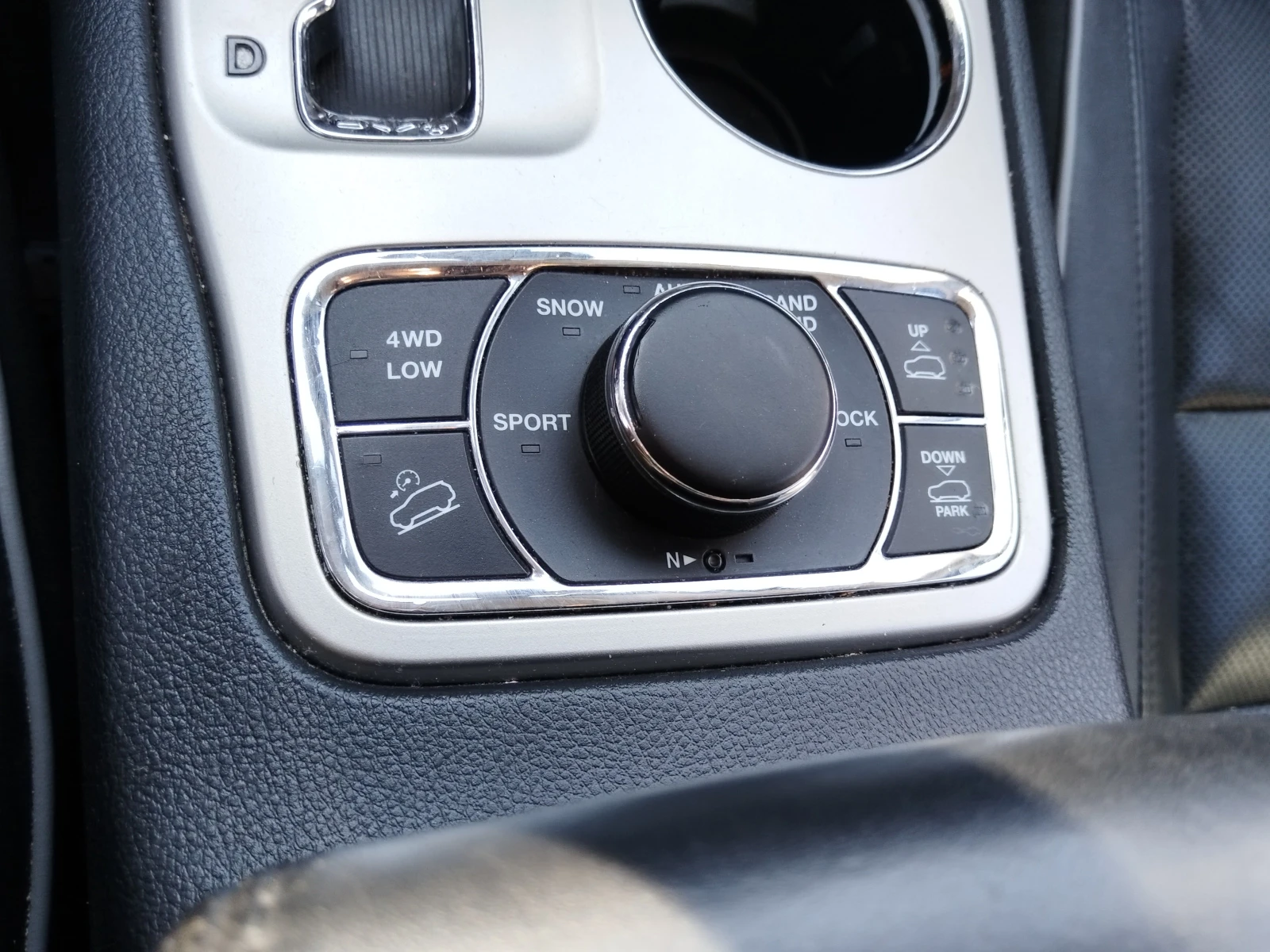 Jeep Grand cherokee hemi - изображение 9