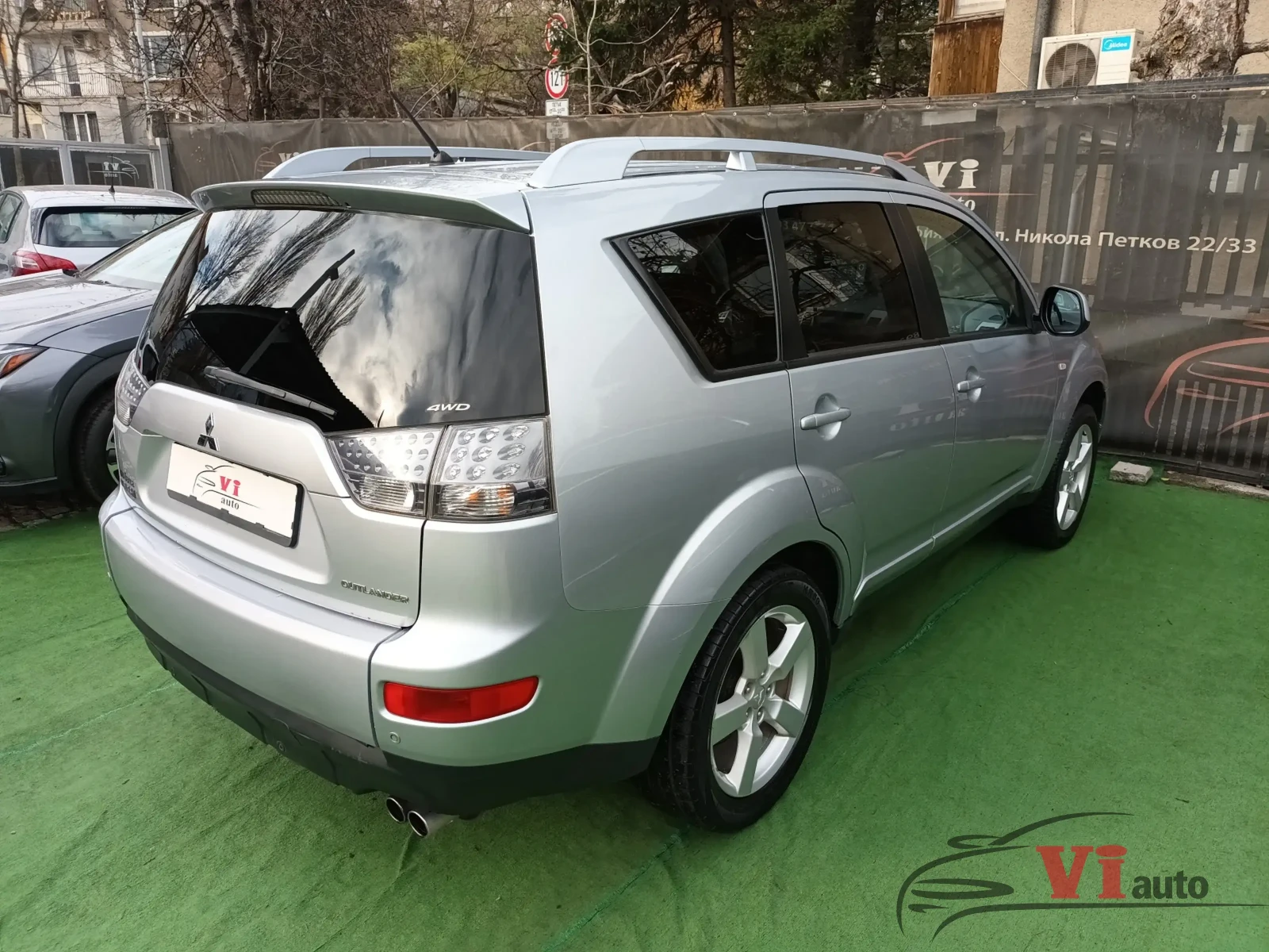 Mitsubishi Outlander 2.0DI-D/4x4/7 места/6sk, снимка 6 - Автомобили и джипове - 52533345