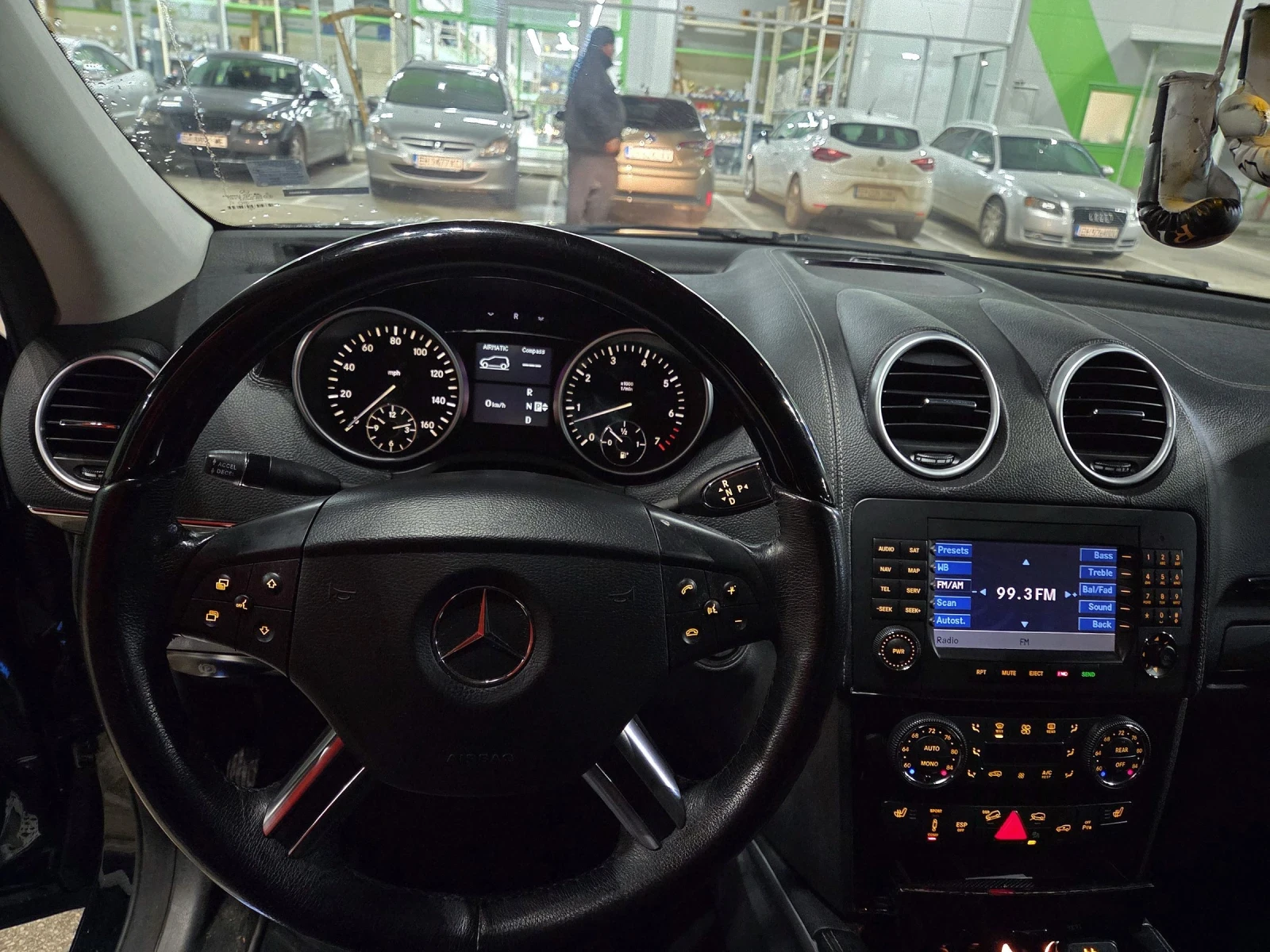 Mercedes-Benz GL 550  - изображение 5