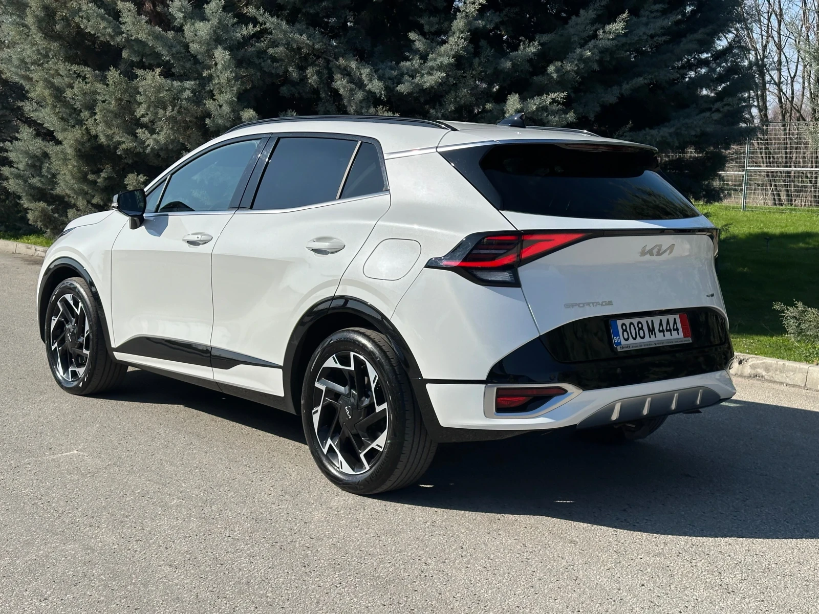 Kia Sportage GT-Line 1.6 TGDi PHEV 4х4 265кс./KEYLESS/ПОДГРЕВ, снимка 7 - Автомобили и джипове - 53752072