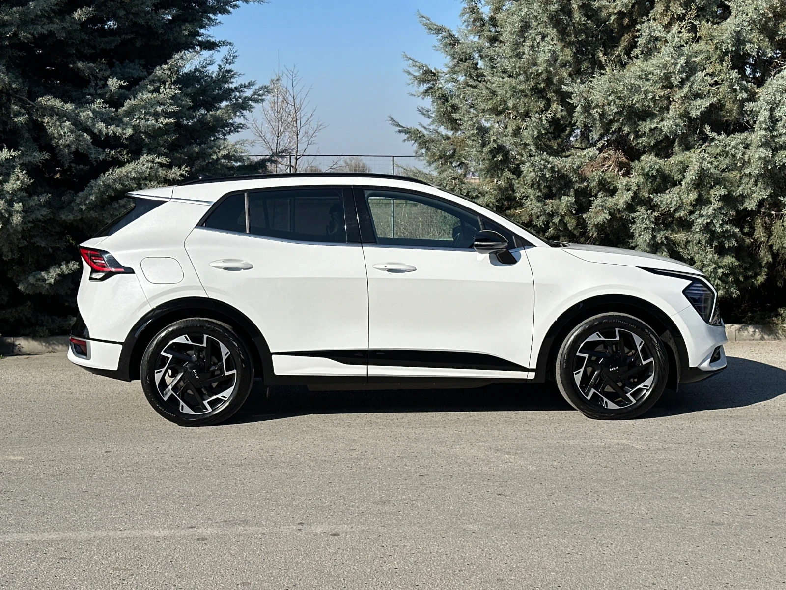 Kia Sportage GT-Line 1.6 TGDi PHEV 4х4 265кс./KEYLESS/ПОДГРЕВ, снимка 4 - Автомобили и джипове - 53752072