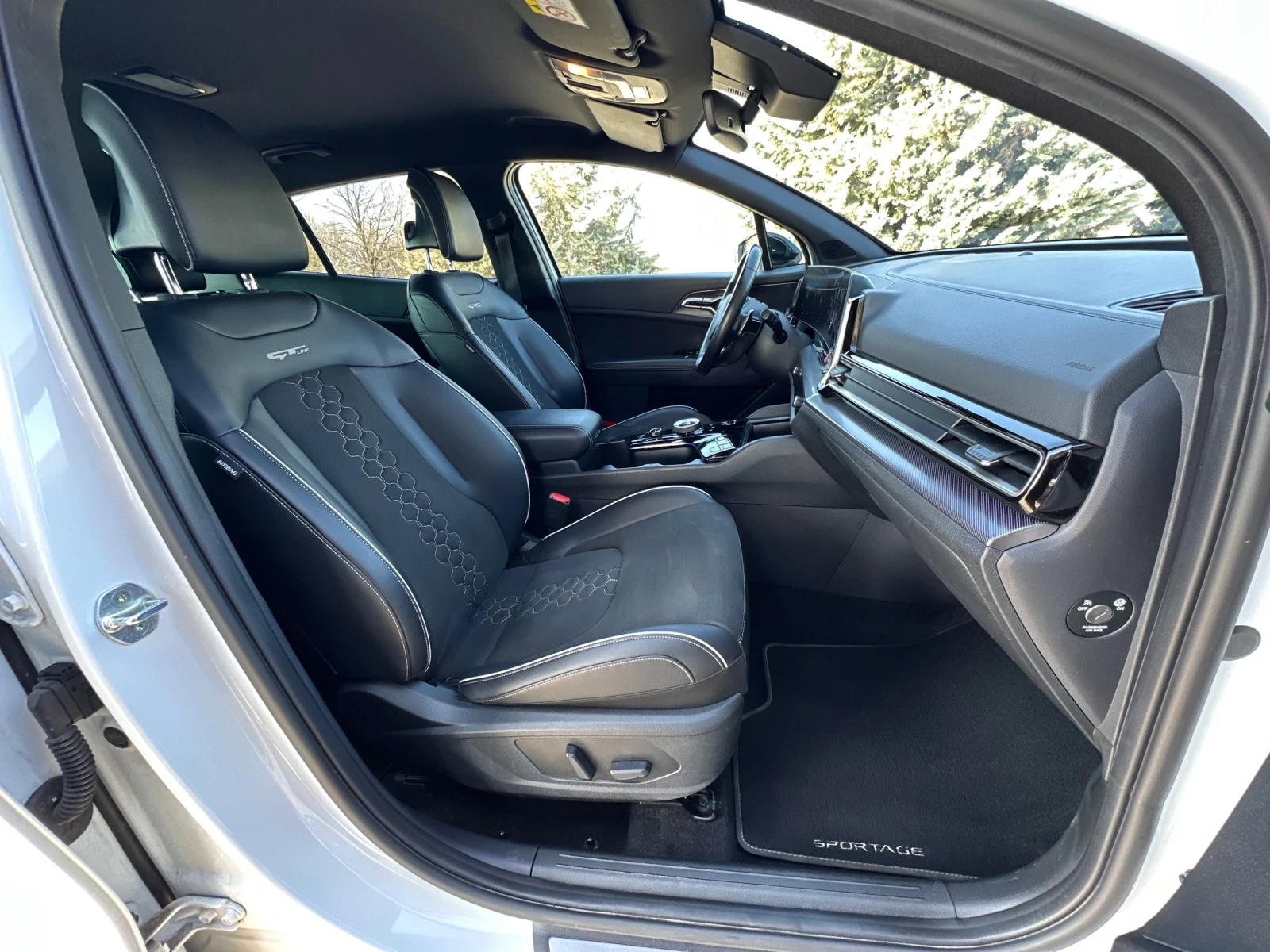 Kia Sportage GT-Line 1.6 TGDi PHEV 4х4 265кс./KEYLESS/ПОДГРЕВ, снимка 10 - Автомобили и джипове - 53752072