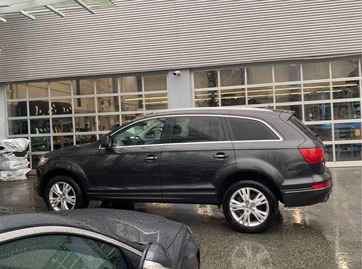 Audi Q7 * 3.0T Technik * ПАНОРАМА * ПОДГРЕВ * , снимка 4 - Автомобили и джипове - 53847021