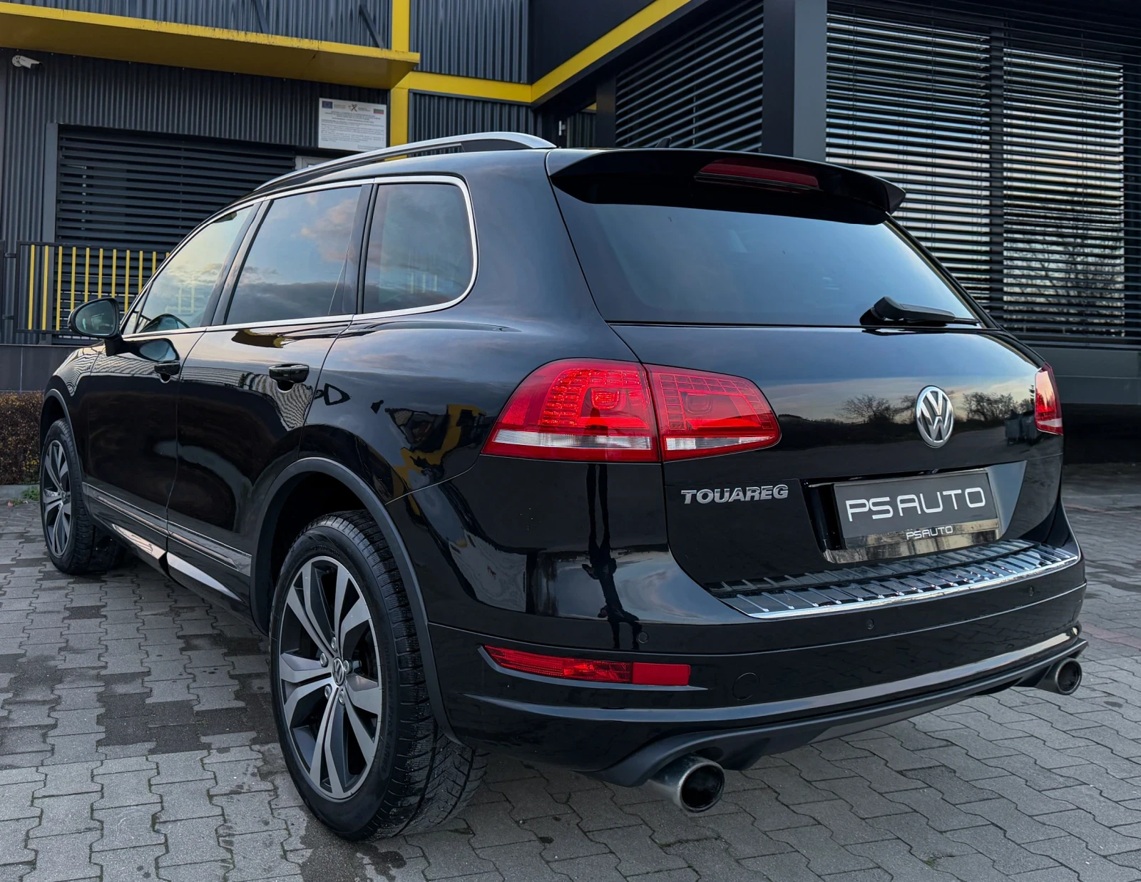 VW Touareg //R-Line / Обдухване / Подгряване / 360 КАМЕРИ, снимка 6 - Автомобили и джипове - 54081466
