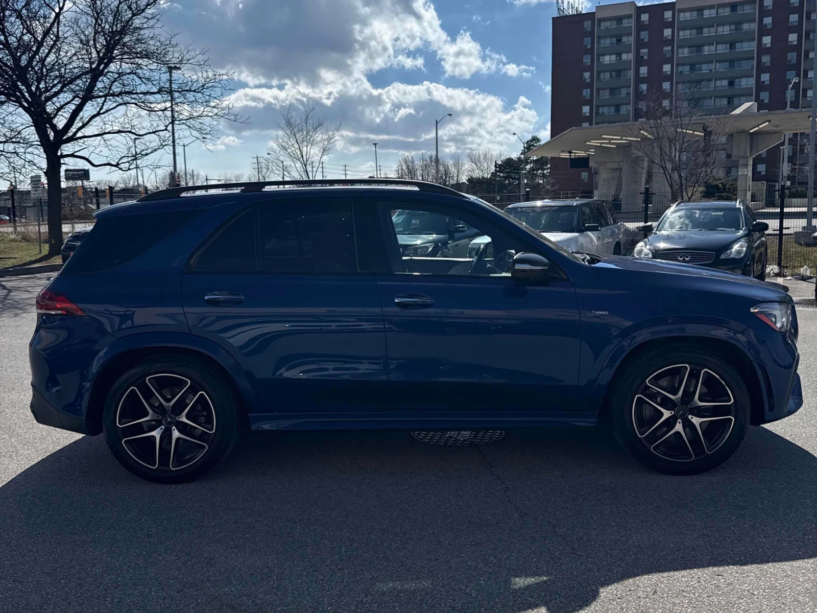 Mercedes-Benz GLE 53 4MATIC CAR FAX * ПОДГРЕВ * BURMESTER * , снимка 3 - Автомобили и джипове - 54241390